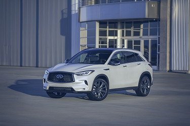 The 2020 Infiniti QX50 Gets Good Looks and Tech, but What's with That  Powertrain?